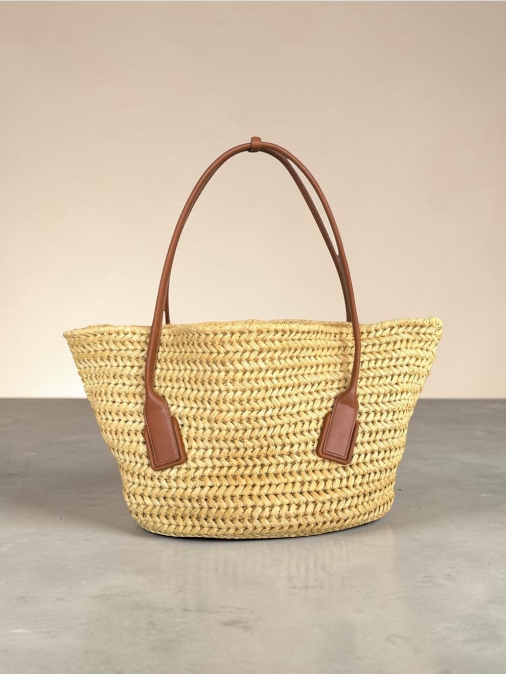 Bottega Veneta Arco Raffia Tote with Leather Handles and pochette